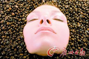 当你的生活离不开咖啡时,要当心在咖啡因中沉沦。Getty