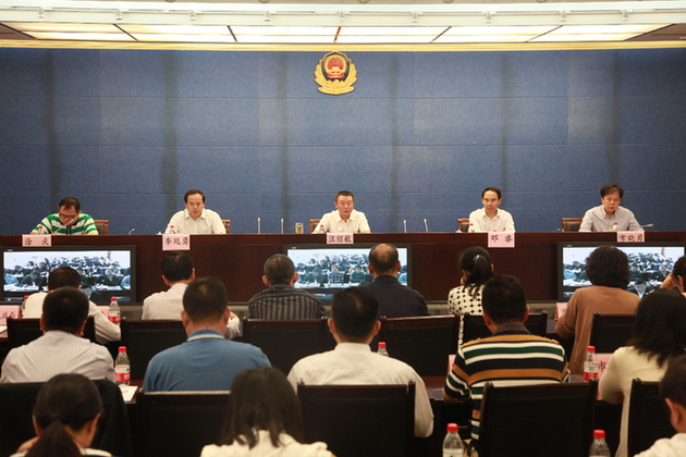 重庆市禁毒委副主任,市公安局副局长汪绍敏同志在讲话中指出,预防为主